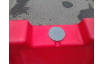 Plastové svodidlo - červené Plastové svodidlo - červené