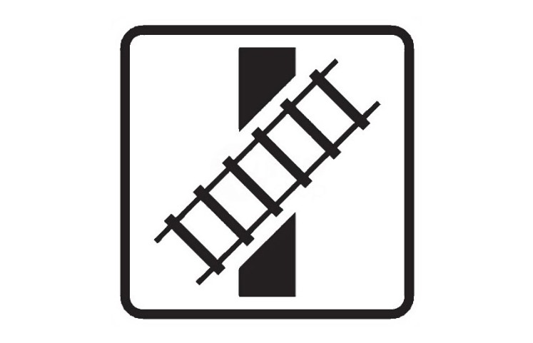 Dopravní značka E10 - Tvar křížení pozemní komunikace s dráhou
