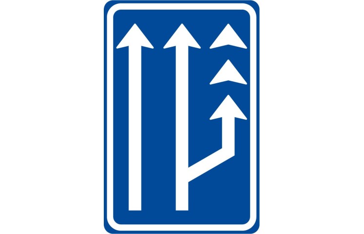 Dopravní značka IP18c - Jízdní pruh pro pomalá vozidla Dopravní značka IP18c - Jízdní pruh pro pomalá vozidla