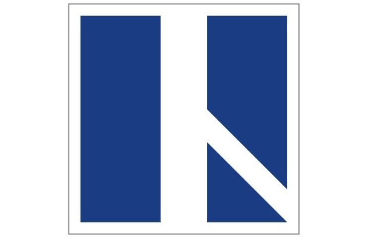 Plavební znak E9d - Plavidlo pluje po hlavní vodní cestě. Má přednost před plavidly na vedlejší vodní cestě Plavební znak E9d - Plavidlo pluje po hlavní vodní cestě. Má přednost před plavidly na vedlejší vodní cestě