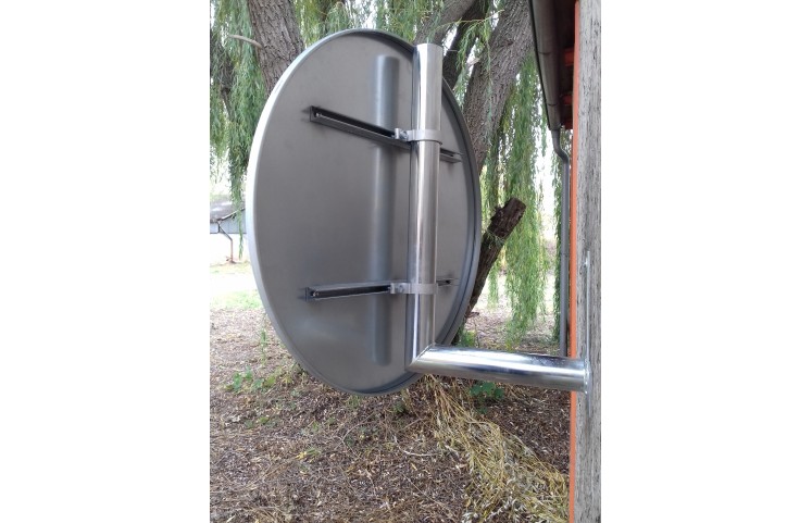 Držák pro dopravní značky na zeď