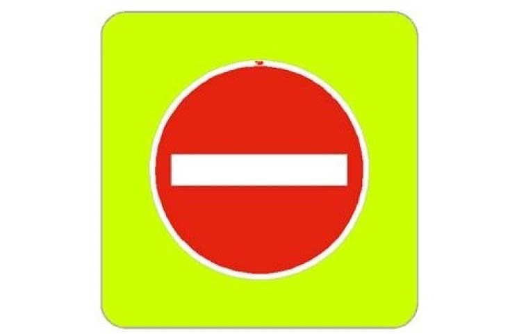 Dopravní značka B2 - Zákaz vjezdu všech vozidel, zvýrazněná Dopravní značka B2 - Zákaz vjezdu všech vozidel, zvýrazněná