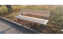 Lavička Historia, litinová