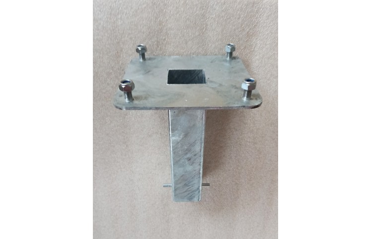 Kotvící patka pro parkovací sloupky